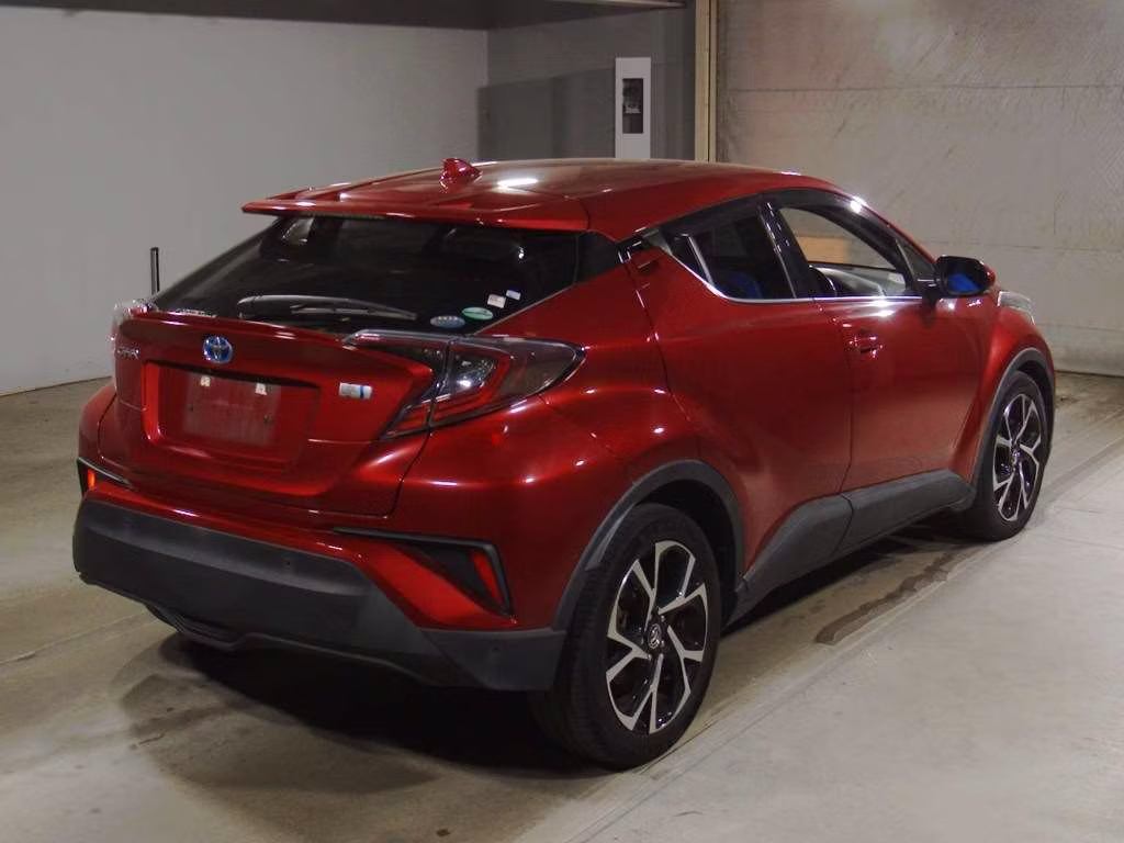 TOYOTA C-HR