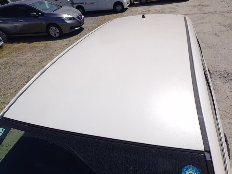 SUBARU TREZIA