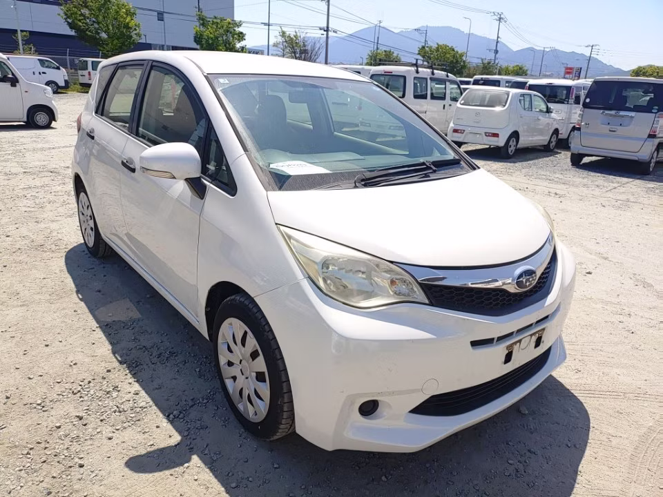 SUBARU TREZIA