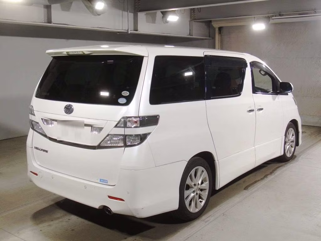 TOYOTA VELLFIRE