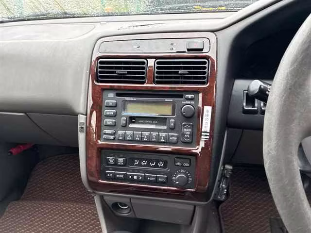 TOYOTA CORONA PREMIO