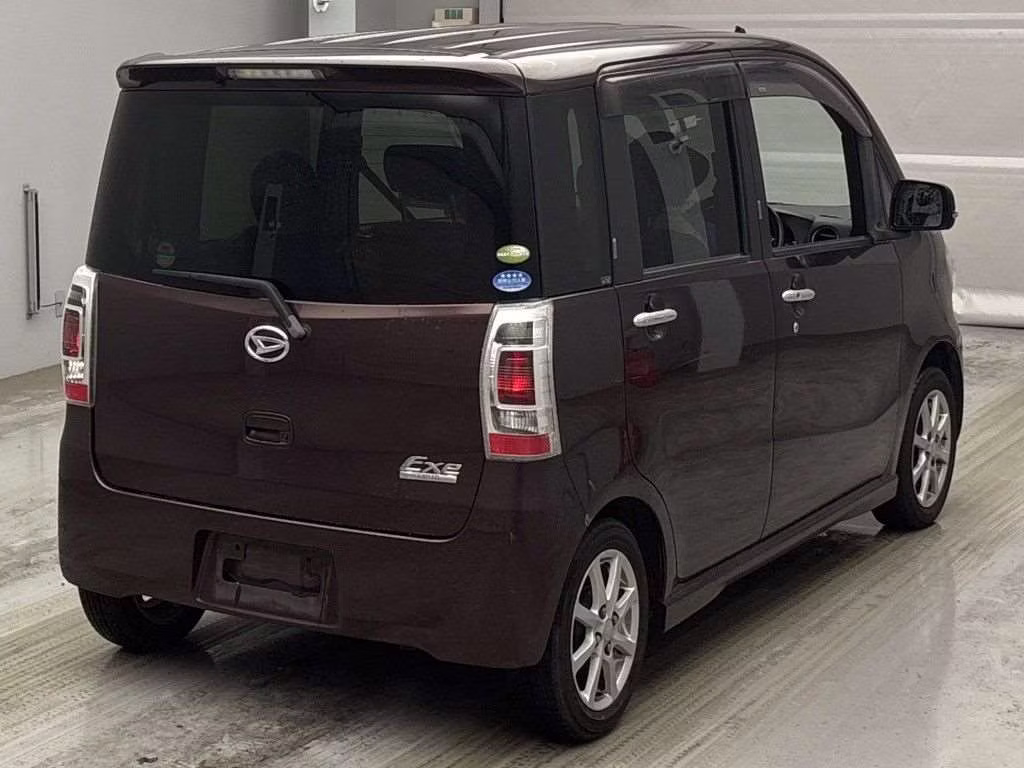 DAIHATSU TANTO EXE