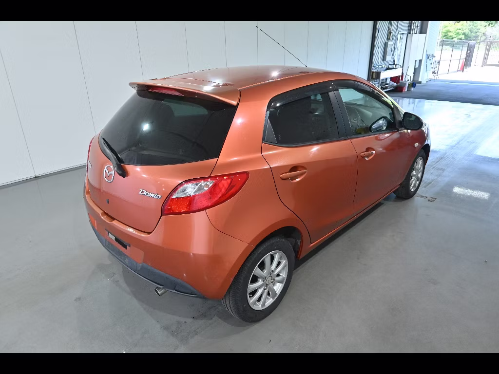 MAZDA DEMIO