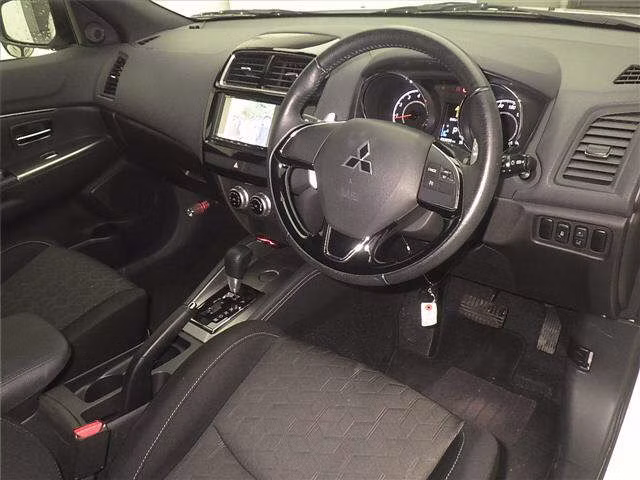 MITSUBISHI RVR