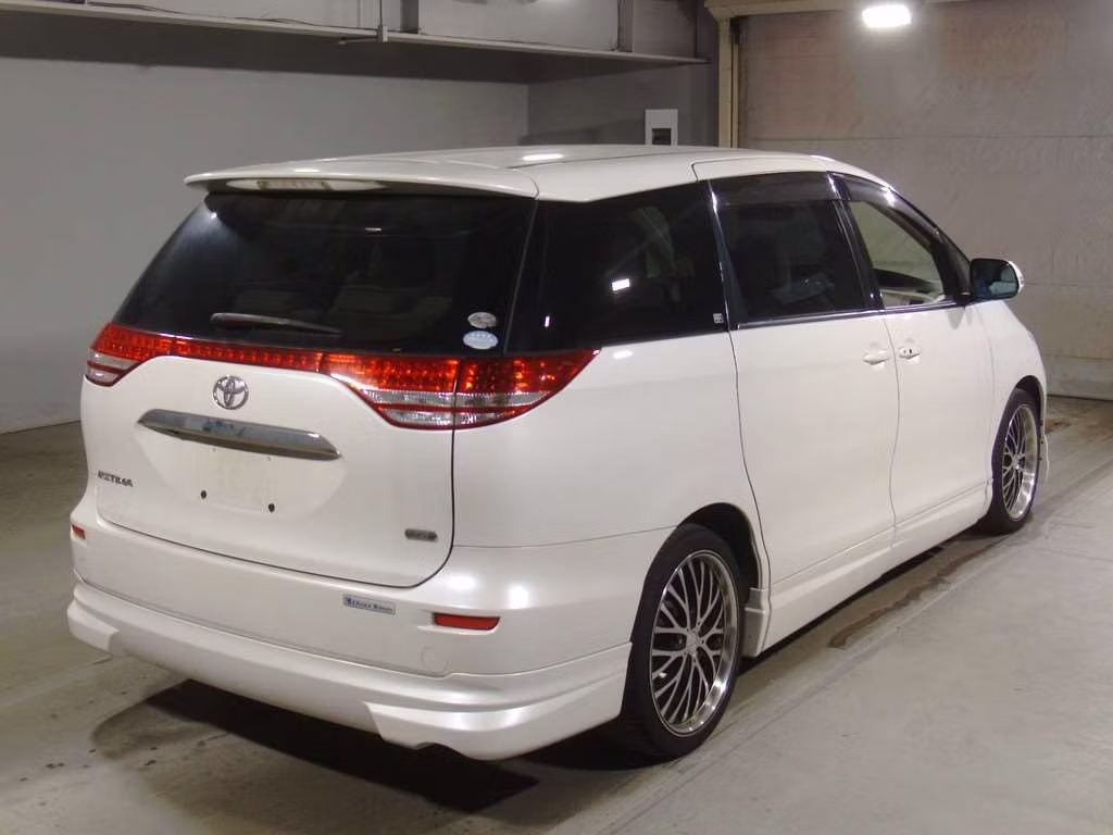 TOYOTA ESTIMA