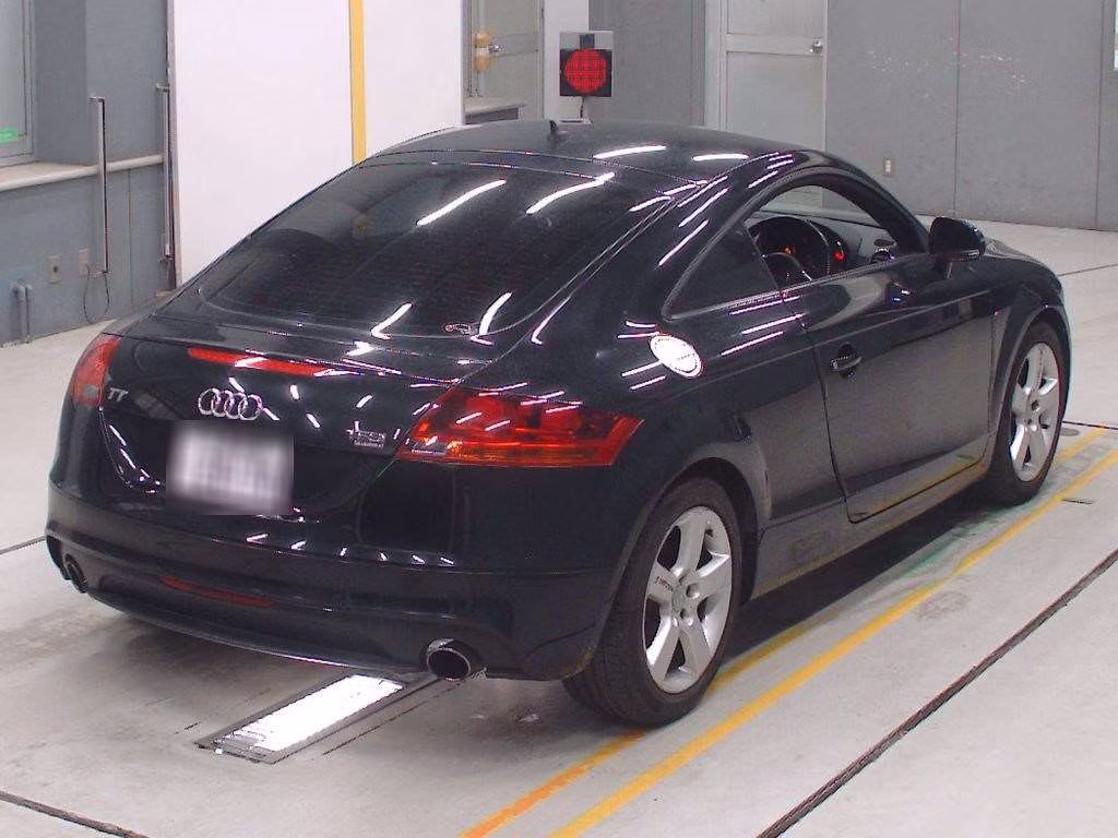 AUDI TT