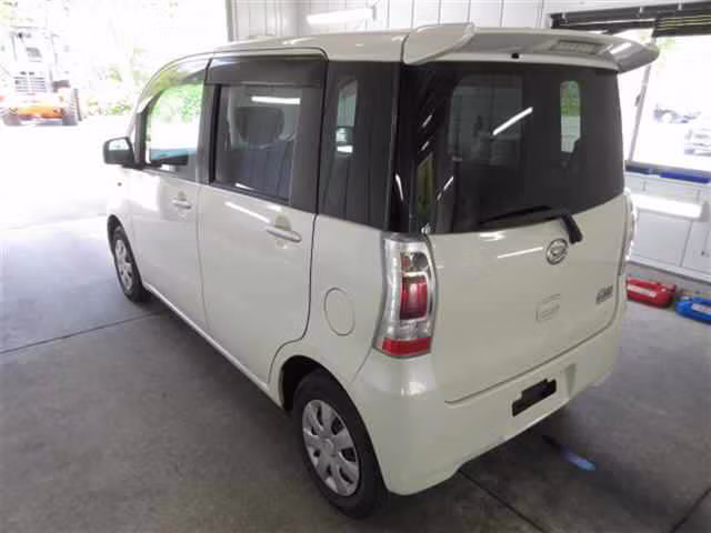 DAIHATSU TANTO EXE