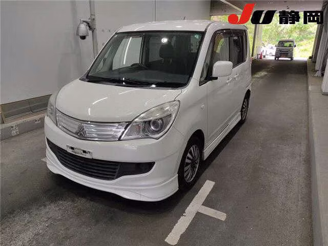 MITSUBISHI DELICA D:2
