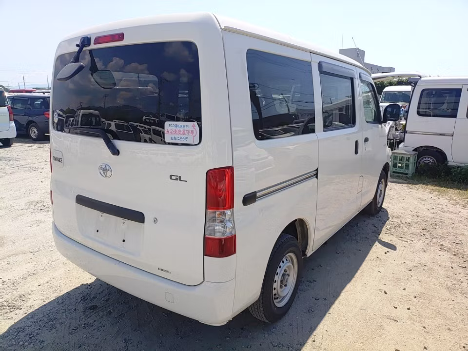 TOYOTA TOWN ACE