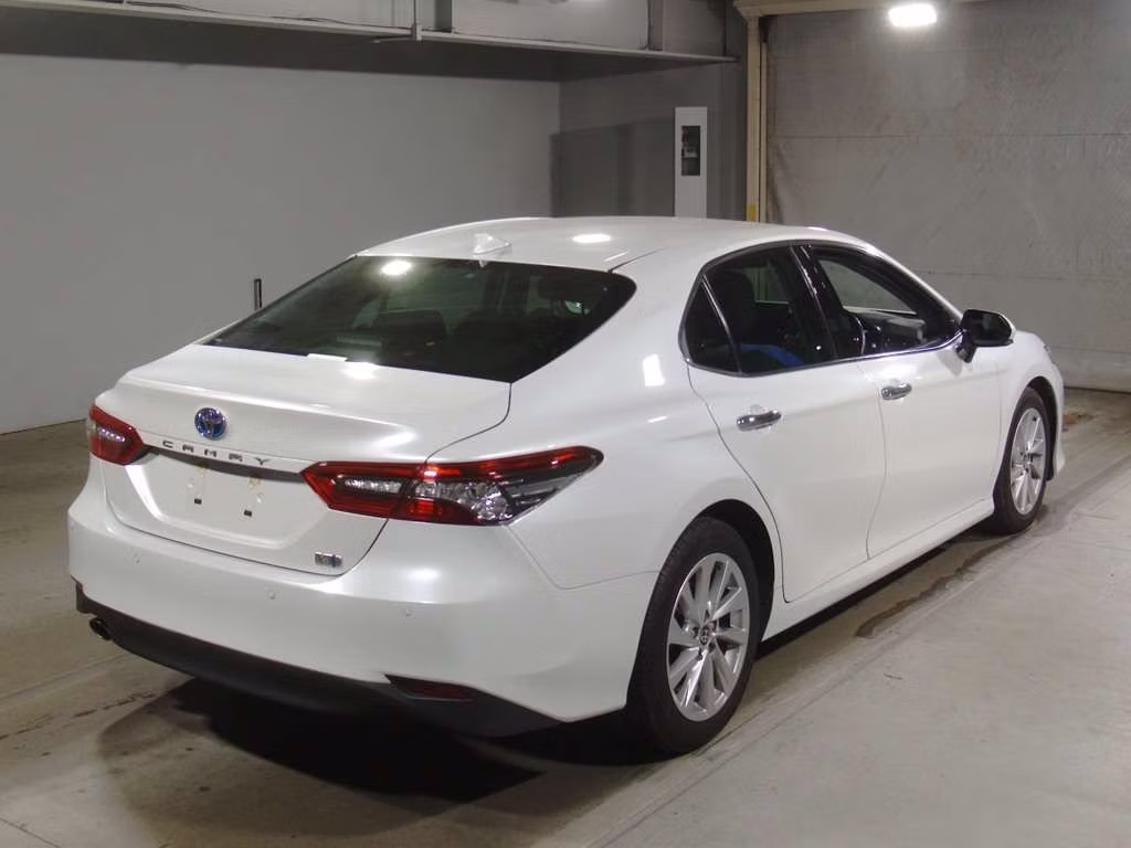 TOYOTA CAMRY