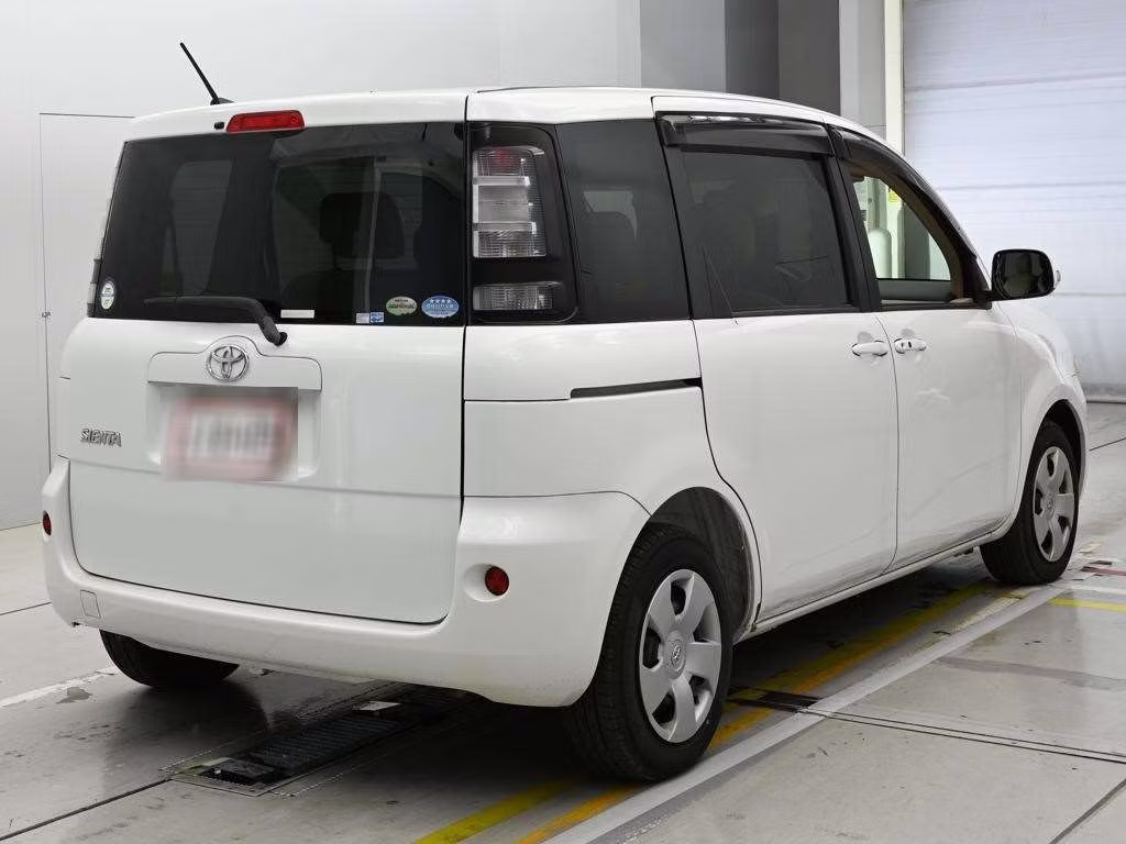TOYOTA SIENTA