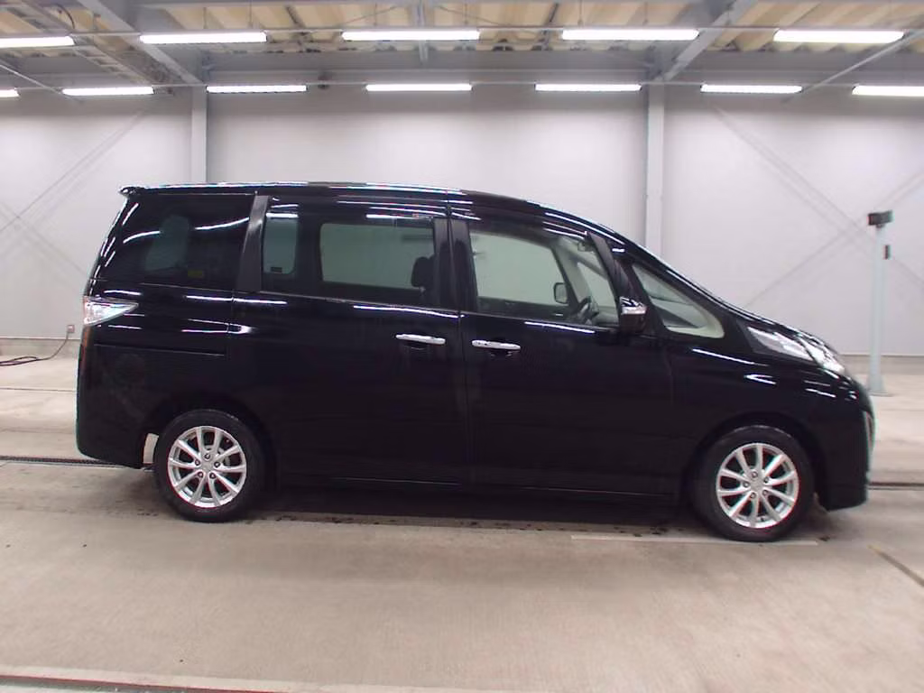 MAZDA BIANTE