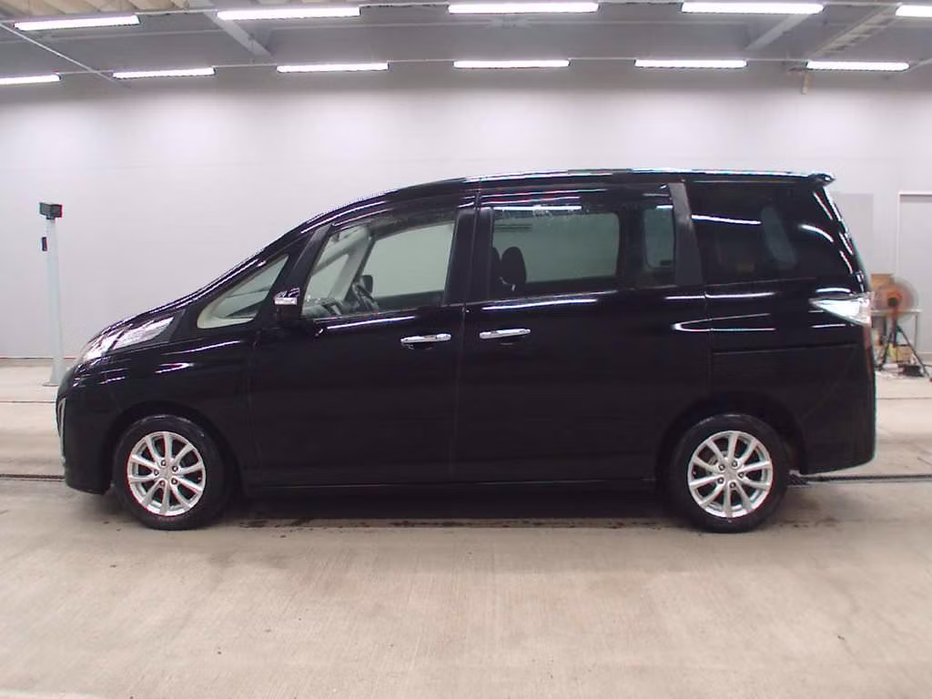 MAZDA BIANTE