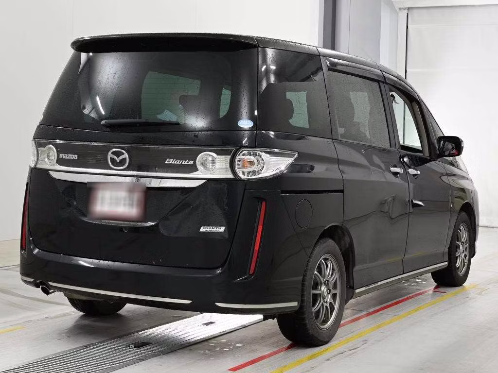 MAZDA BIANTE