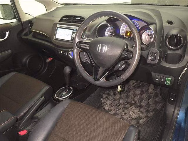 HONDA FIT SHUTTLE