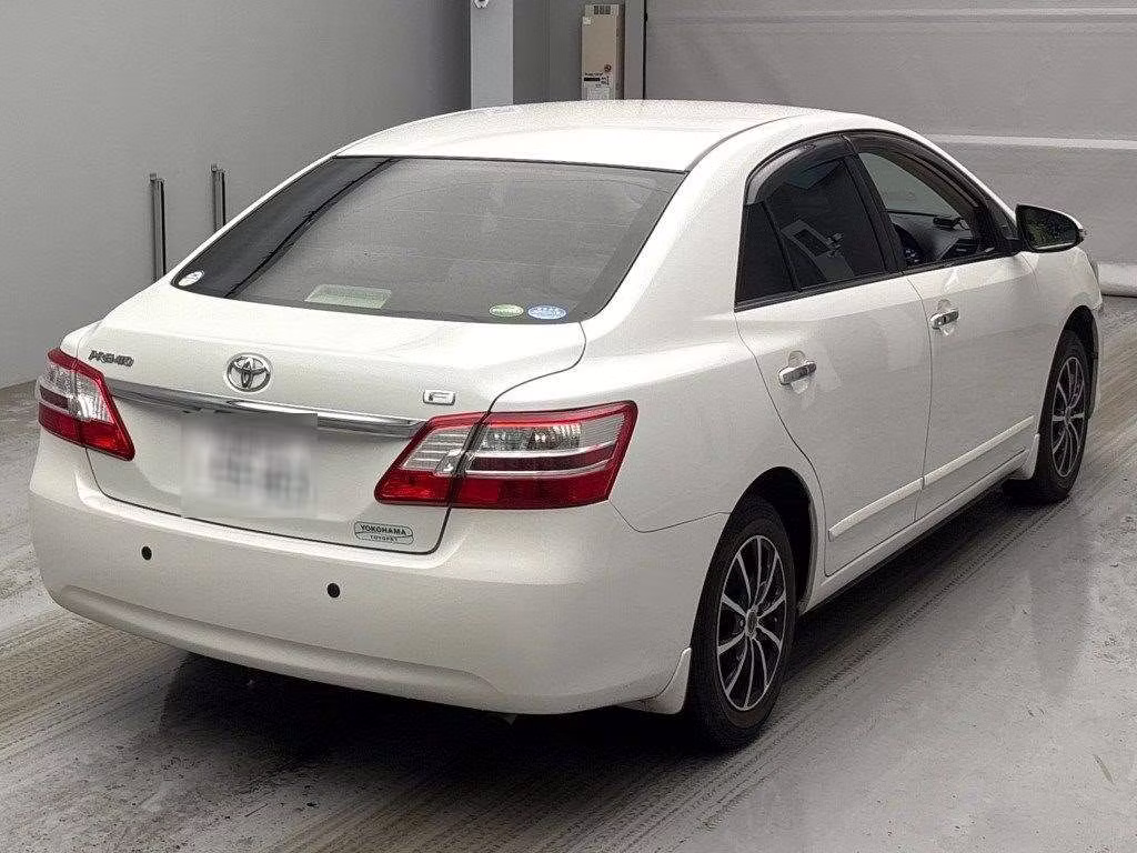 TOYOTA PREMIO