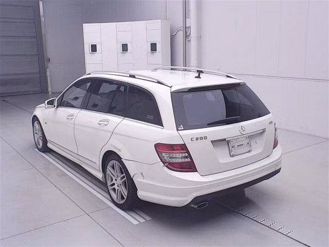 MERCEDES-BENZ C-CLASS