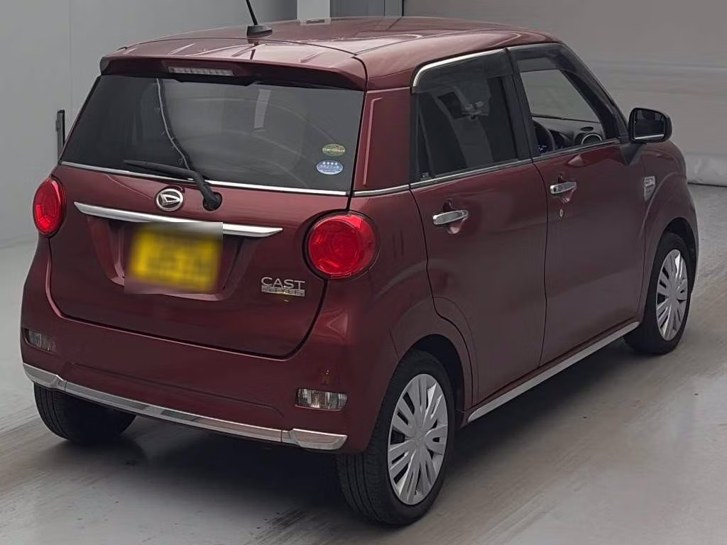 DAIHATSU CAST