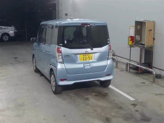 MITSUBISHI EK SPACE