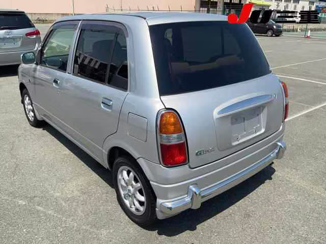 DAIHATSU MIRA GINO