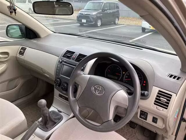 TOYOTA COROLLA AXIO