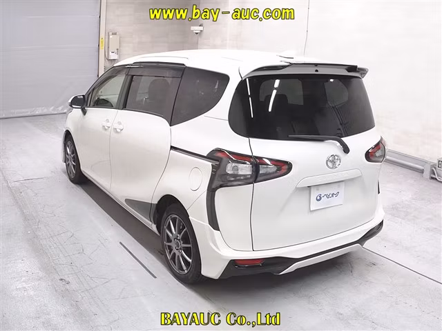 TOYOTA SIENTA