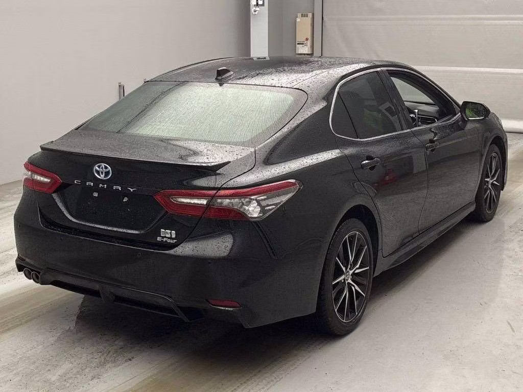 TOYOTA CAMRY