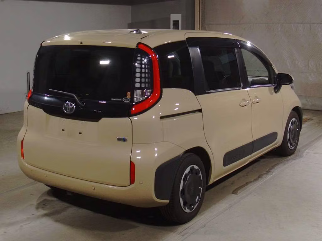 TOYOTA SIENTA