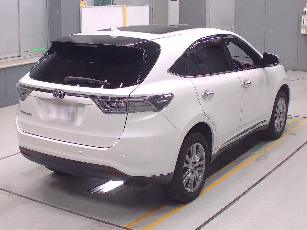 TOYOTA HARRIER
