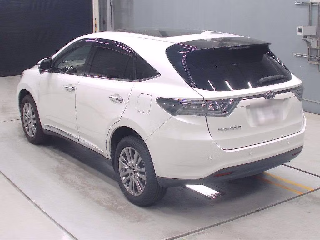 TOYOTA HARRIER