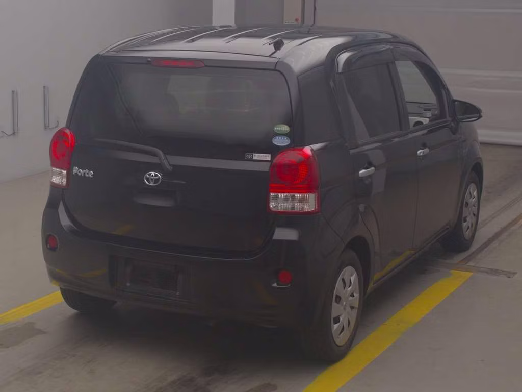 TOYOTA PORTE