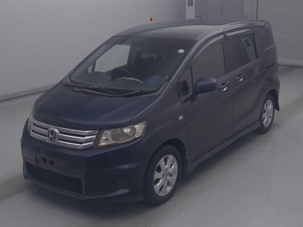HONDA FREED SPIKE