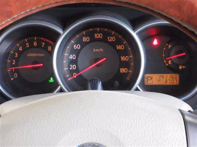NISSAN TIIDA LATIO