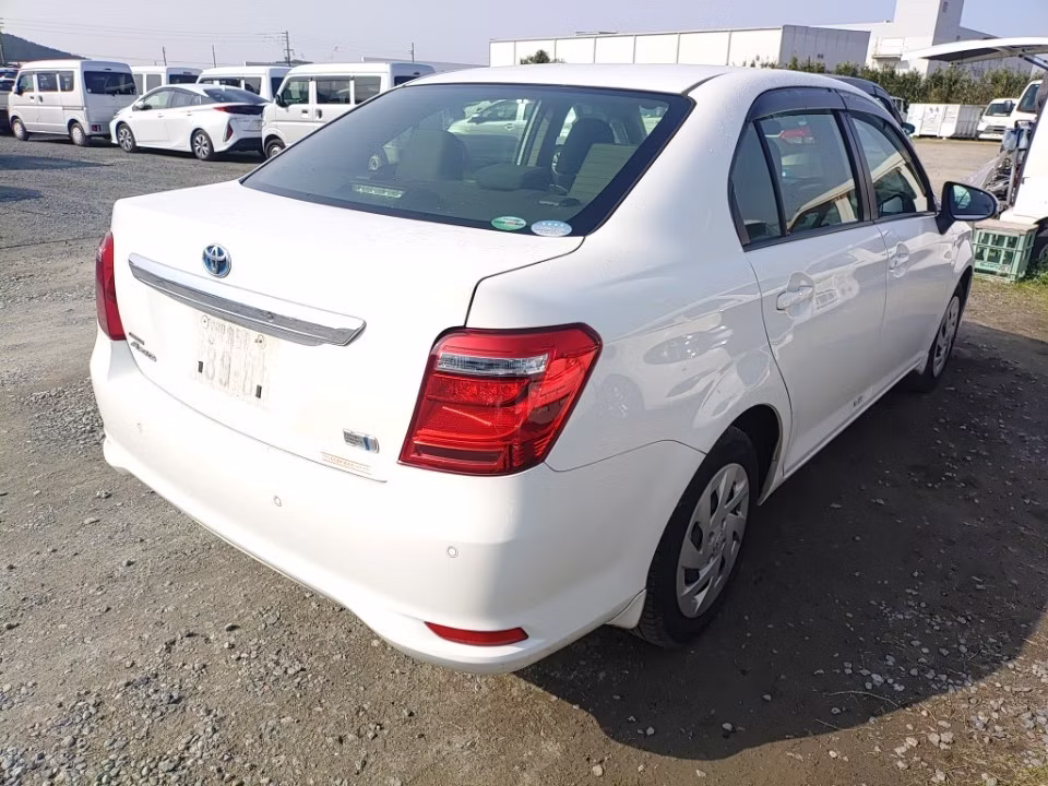 TOYOTA COROLLA AXIO