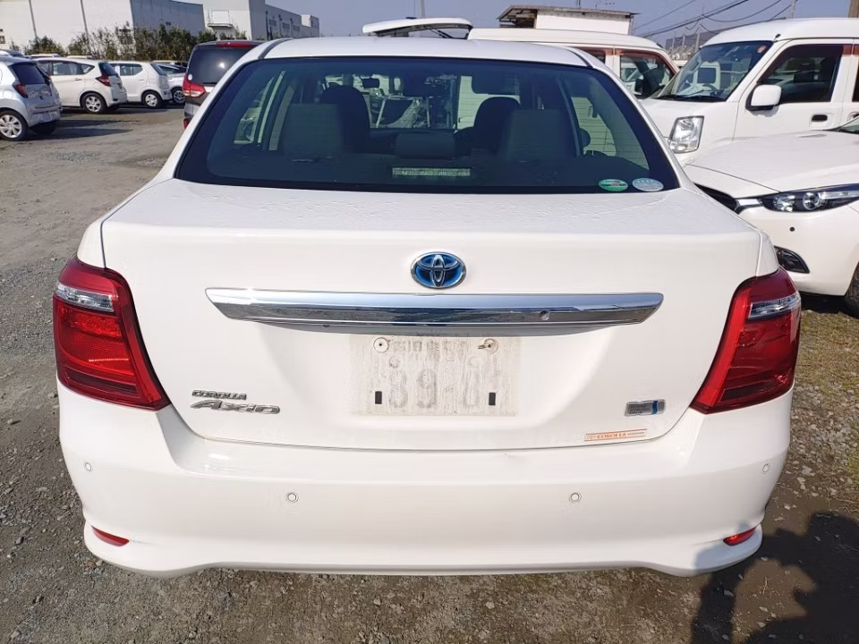 TOYOTA COROLLA AXIO