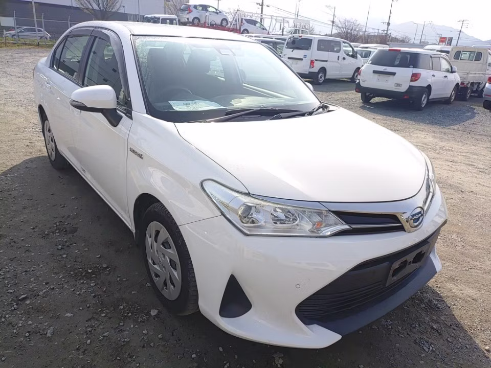 TOYOTA COROLLA AXIO