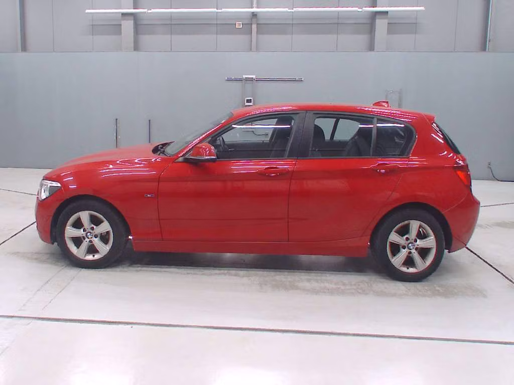 BMW 1-SERIES