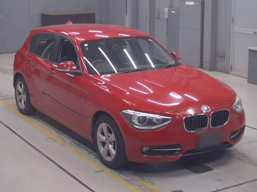 BMW 1-SERIES