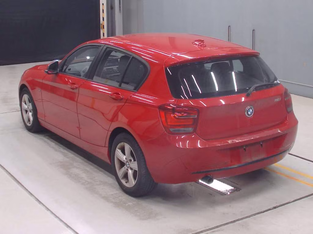 BMW 1-SERIES