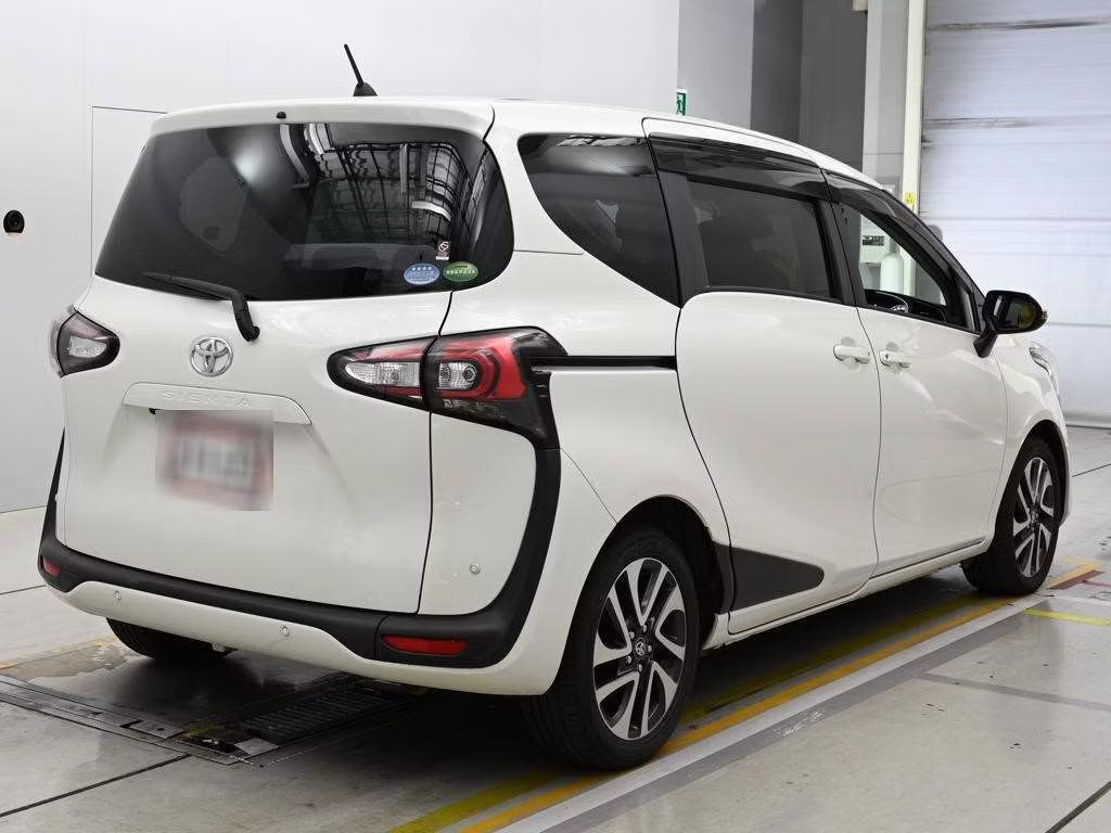 TOYOTA SIENTA
