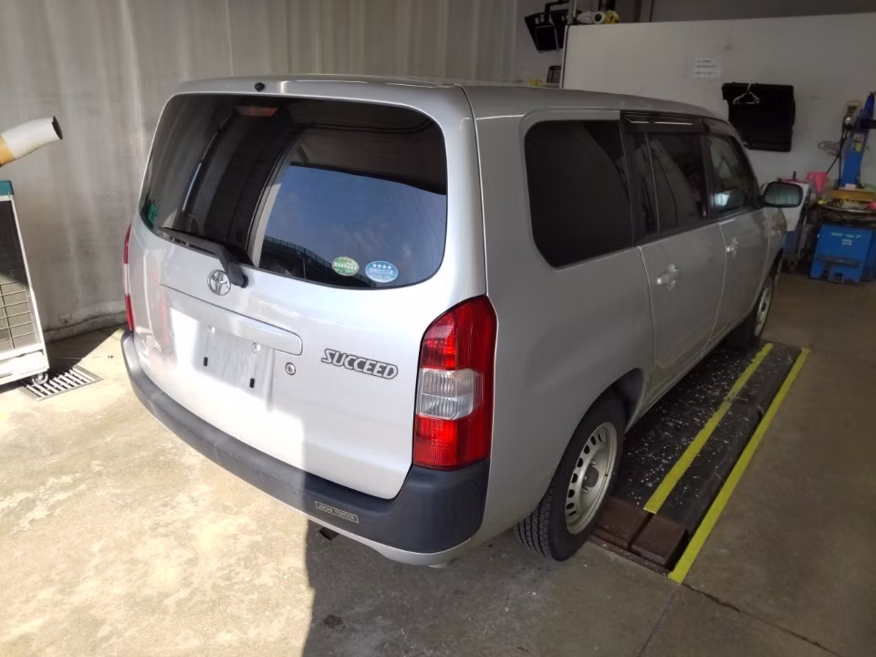 TOYOTA PROBOX