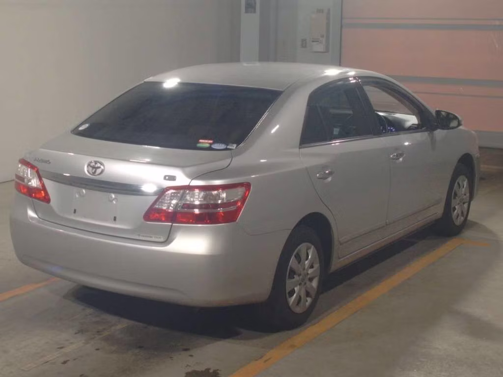 TOYOTA PREMIO