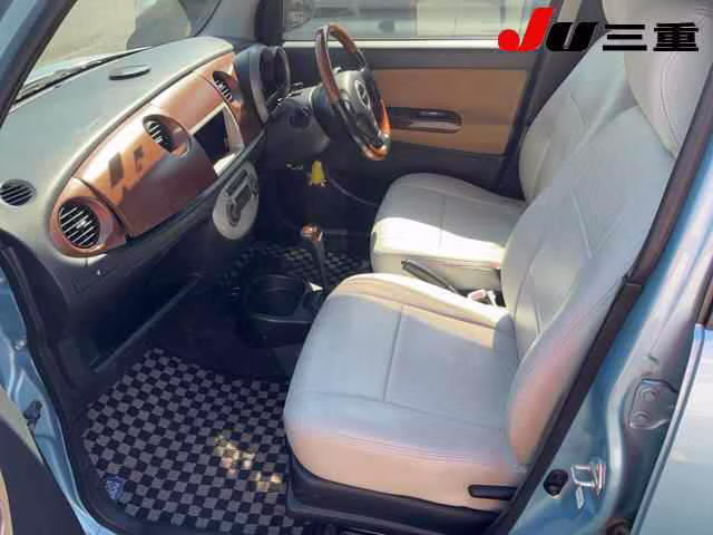 DAIHATSU MIRA GINO