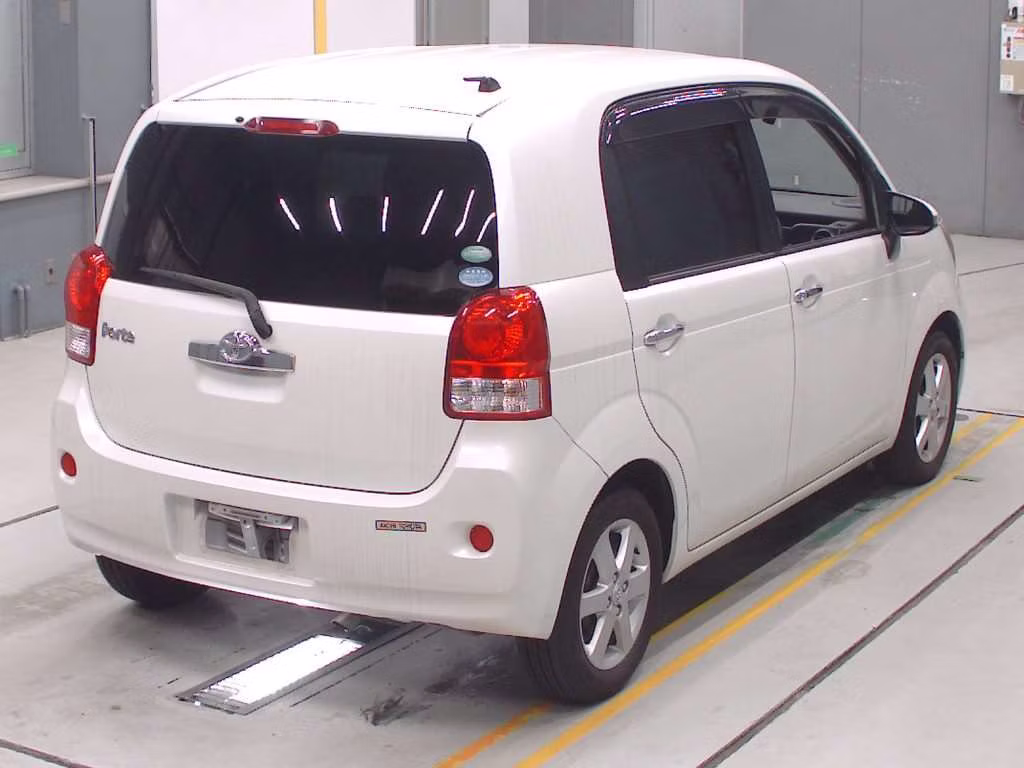 TOYOTA PORTE