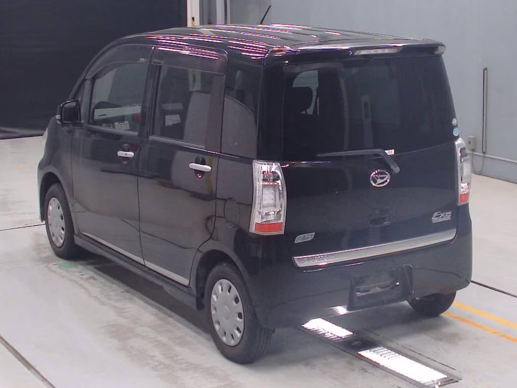 DAIHATSU TANTO EXE