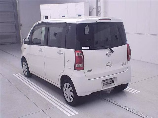 DAIHATSU TANTO EXE