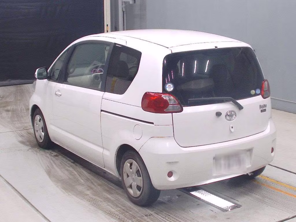 TOYOTA PORTE