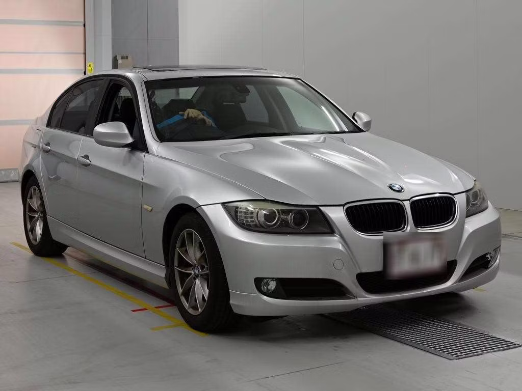 BMW 3-SERIES