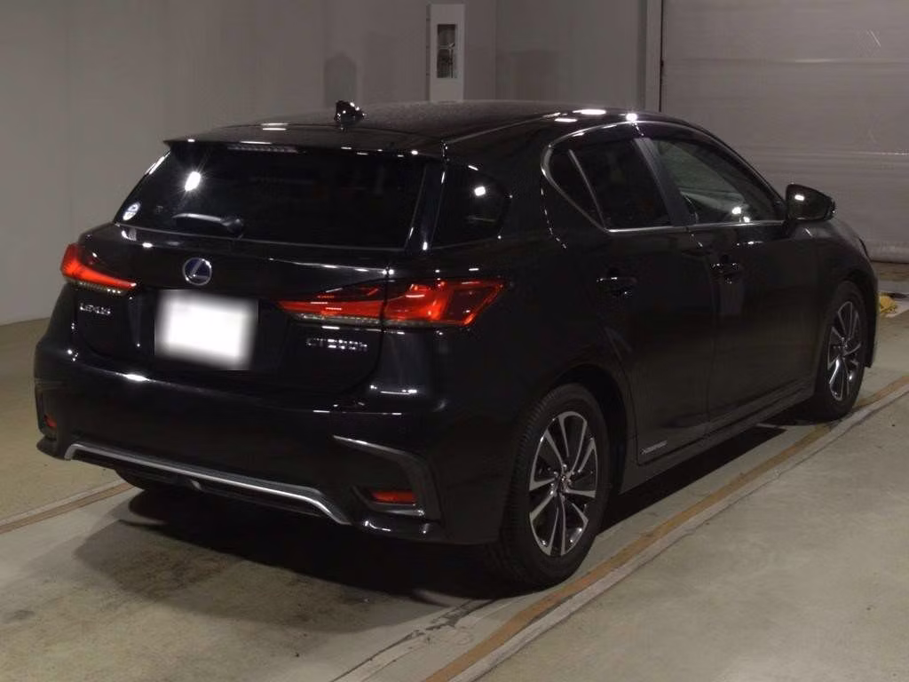 LEXUS CT200H