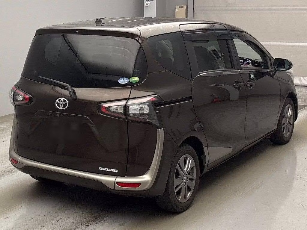 TOYOTA SIENTA